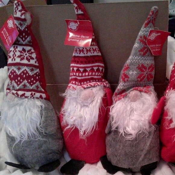COPY - Lot of 4 CHRISTMAS HOUSE RED/WHITE GNOME WITH WINTER NORDIC PRINT 14" - Picture 2 of 4